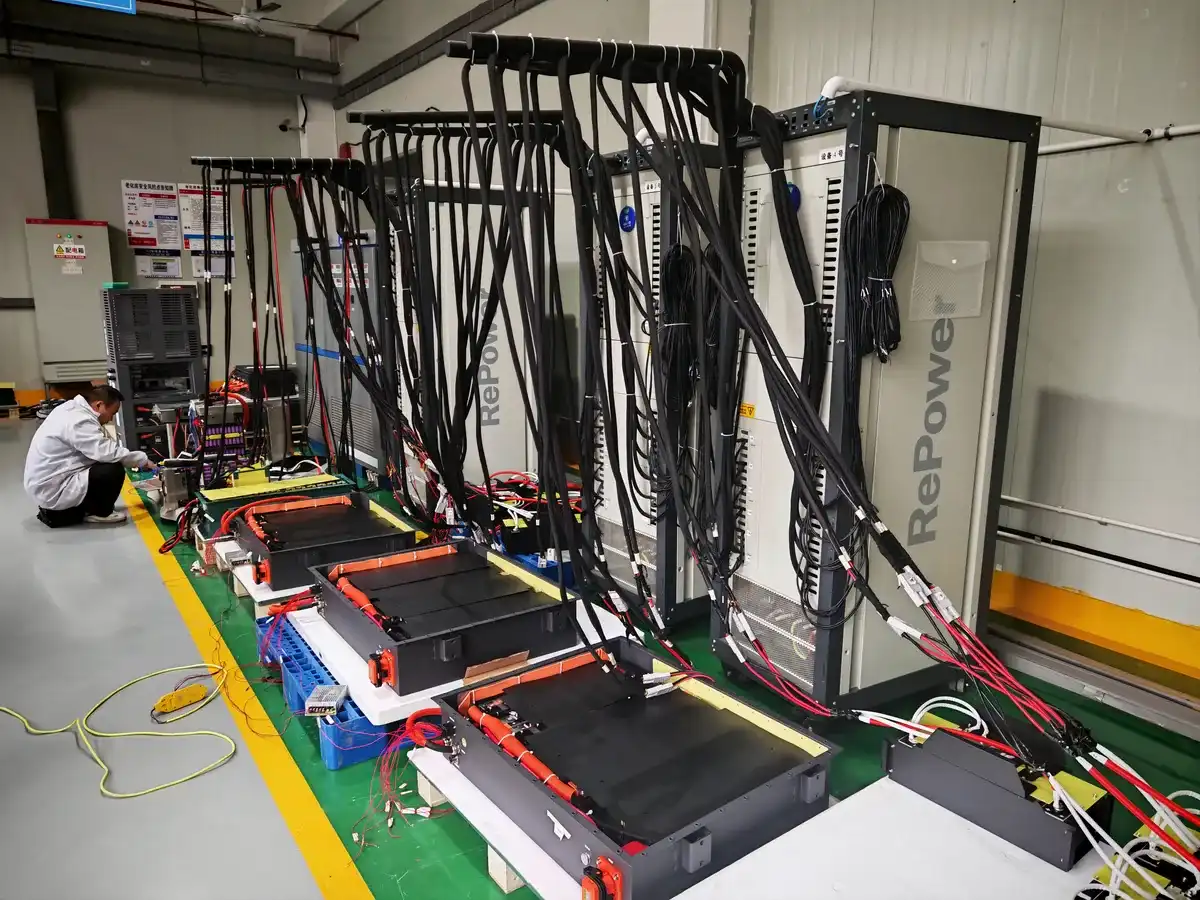 Electrical functional testing of a battery pack at the Bonnen facility