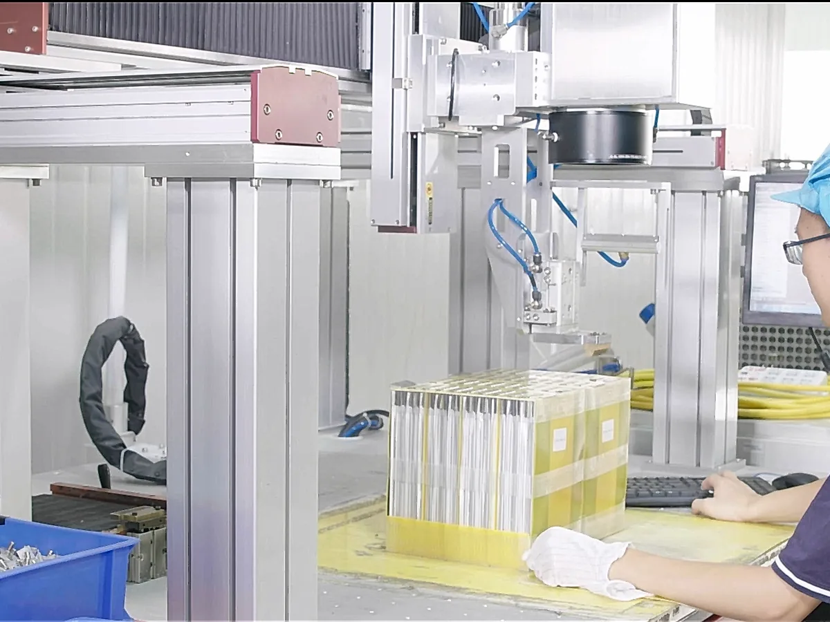 Laser welding process used during battery module manufacturing